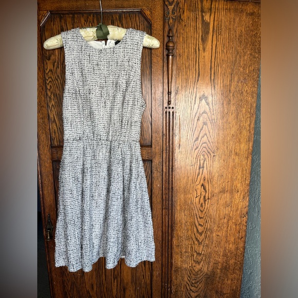 Aqua Dresses & Skirts - Bloomingdale’s AQUA Grey Tweed Women's Sleeveless dress xs